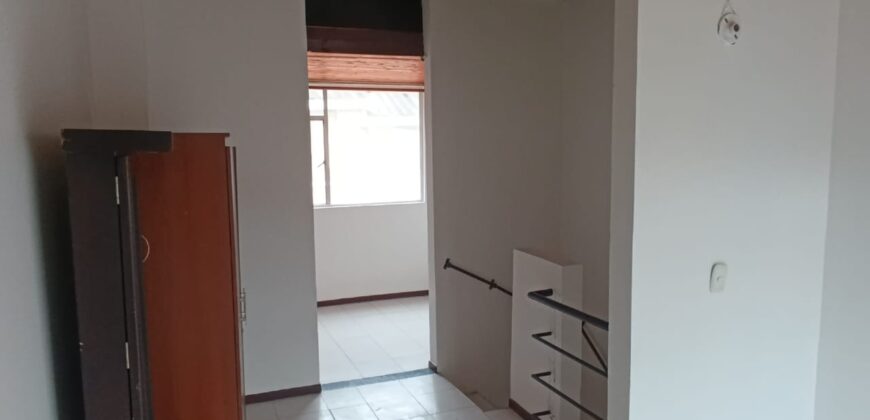 Casa en venta ubicada en Soacha, barrio Quintas de la Laguna