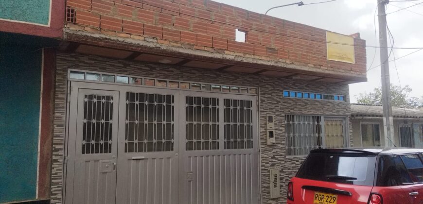 Casa en venta ubicada en Barrio Bosa La Paz