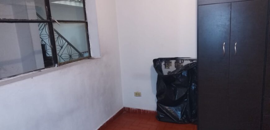 Casa rentable San Blas