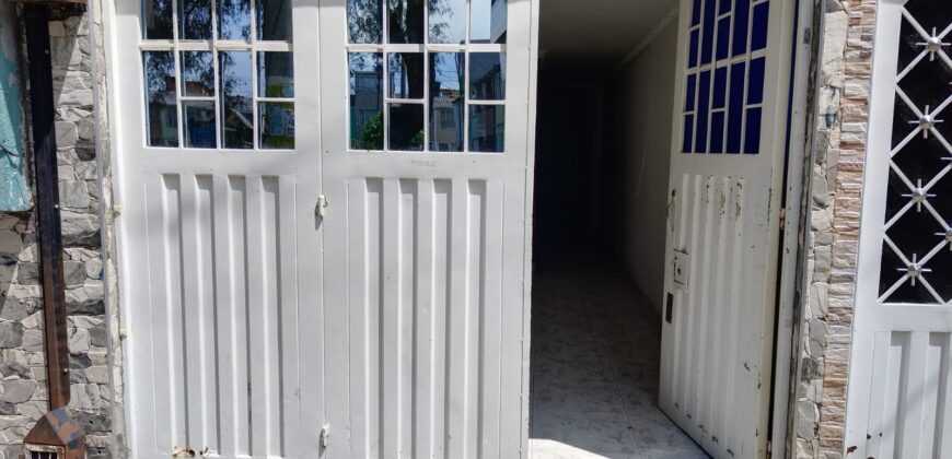 Casa en venta El Rubi-Villa de los Sauces