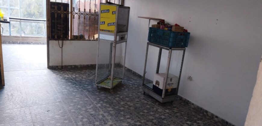 Casa en venta El Rubi-Villa de los Sauces
