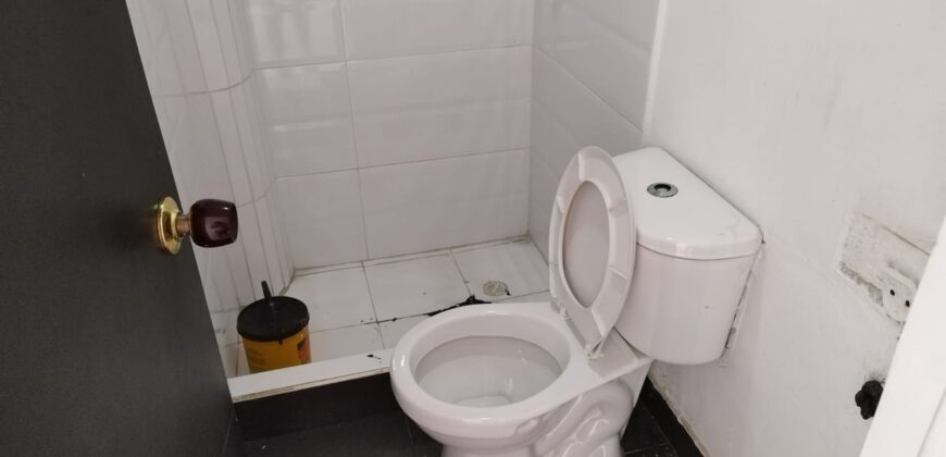 Casa en venta El Rubi-Villa de los Sauces