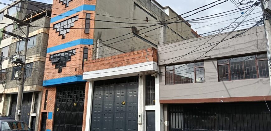 Edificio en venta Carvajal