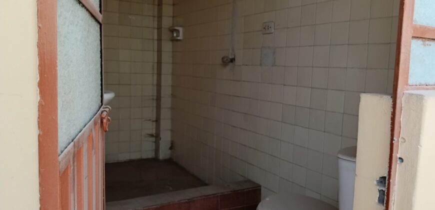 Casa Bodega en venta Carvajal