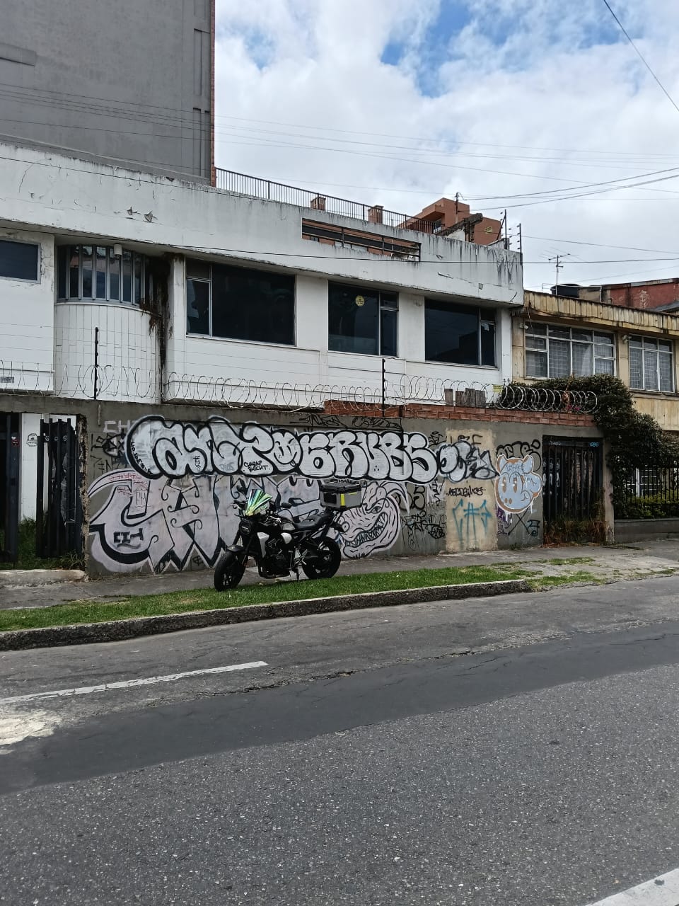 Casa Lote en venta Galerías