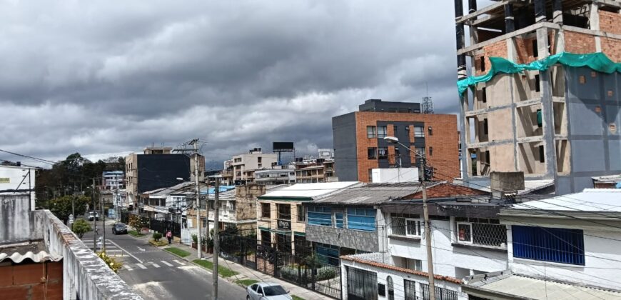 Casa Lote en venta Galerías