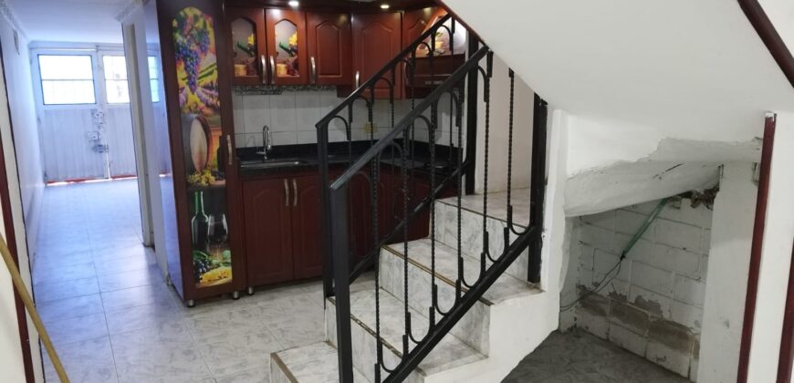 Casa en arriendo Villa de los Sauces- Kennedy