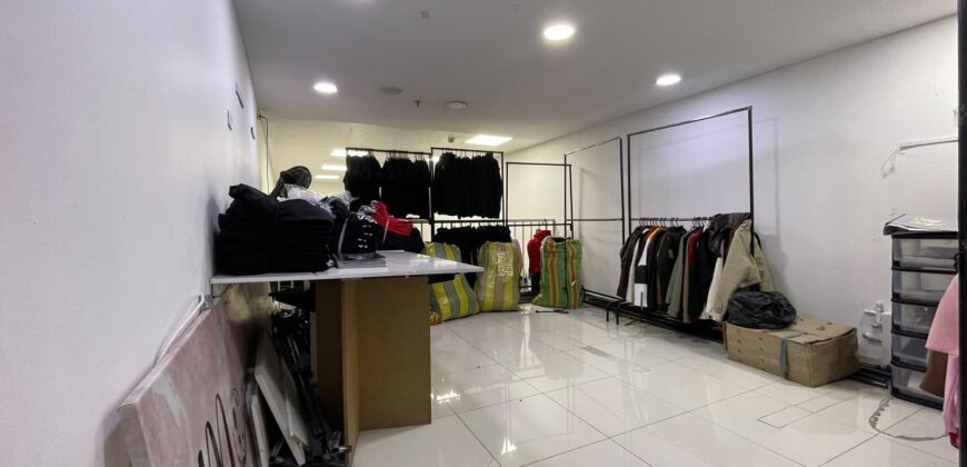 Local Comercial en venta Portal 80