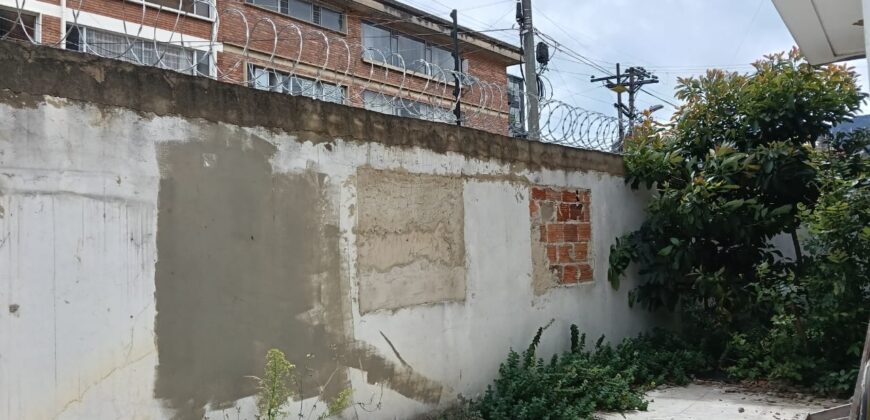 Casa Lote en venta Galerías